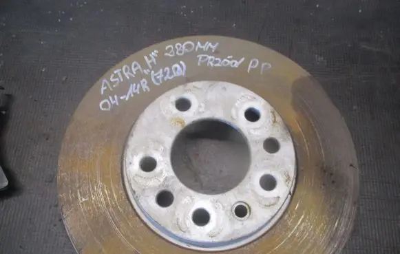 Opel Astra H Front brake disc