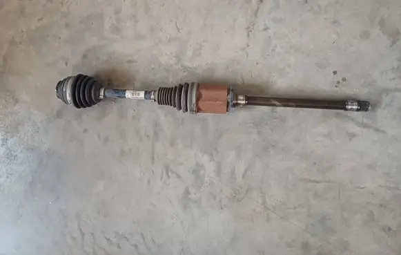 BMW 3 GT F34 Front driveshaft 7597694