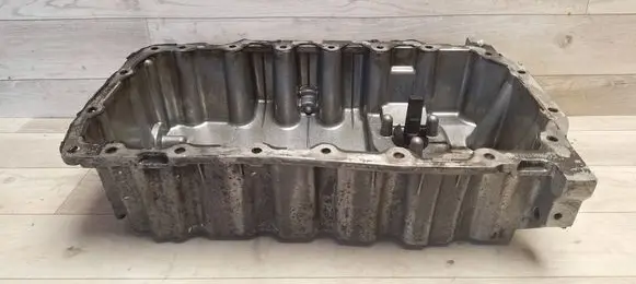 Volkswagen PASSAT B6 Oil sump 03G103603H 03G103603