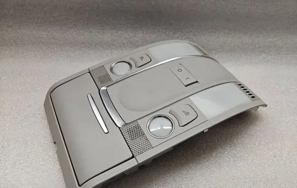 Audi A6 S6 C6 4F Front seat light 4F0947135BQ