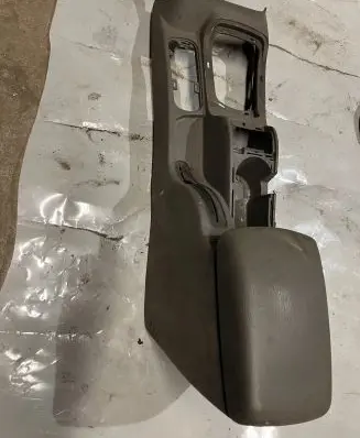 Jeep Cherokee III KJ Armrest 5KC12TRMA 5KC13TRMA P5KC121J8AC