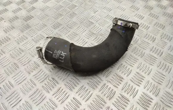 Audi A8 S8 D4 4H Intercooler hose/pipe 4H0145738N