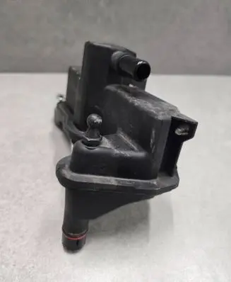 Ford Fiesta Oil breather separator HX7G6C757
