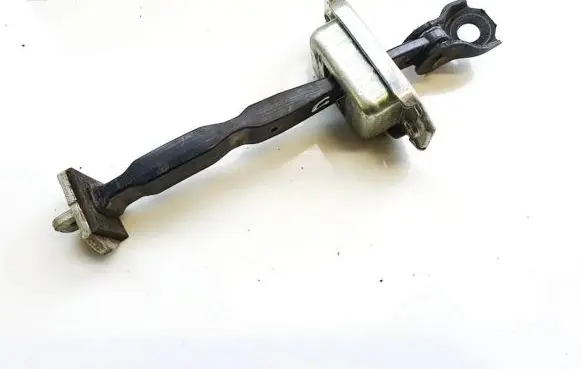 Renault Kadjar Rear door check strap stopper