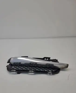 Jaguar XF Front bumper lower grill 8X2315K233BC
