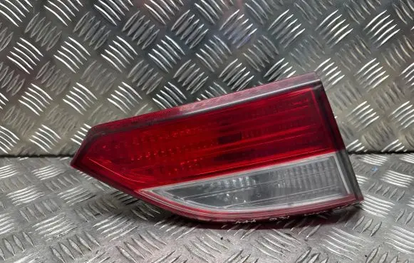 Hyundai i30 Tailgate rear/tail lights 92403A62