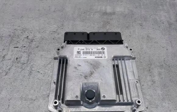 BMW 3 E90 E91 Engine control unit/module ECU