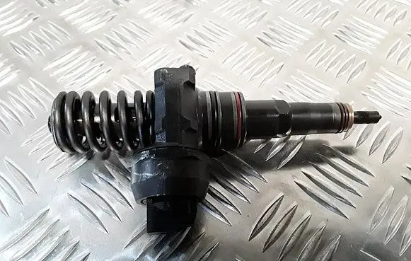 Seat Ibiza II (6k) Fuel injector 038130073al 0414720039