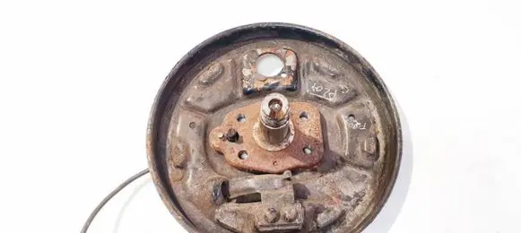Peugeot 207 Stub axle 