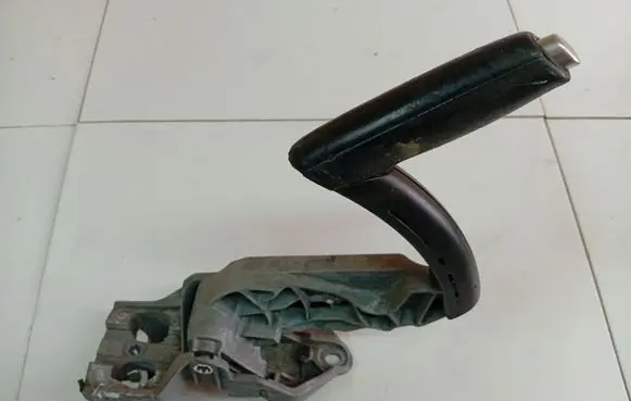 Audi A3 S3 8P Handbrake/parking brake lever assembly 8P0711303B