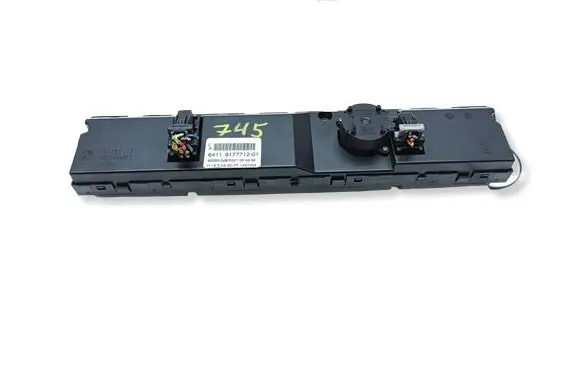 BMW 5 E60 E61 Climate control unit 917771201