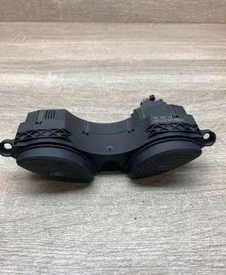 Ford Focus Windscreen/window heater switch 98AG18C621AG