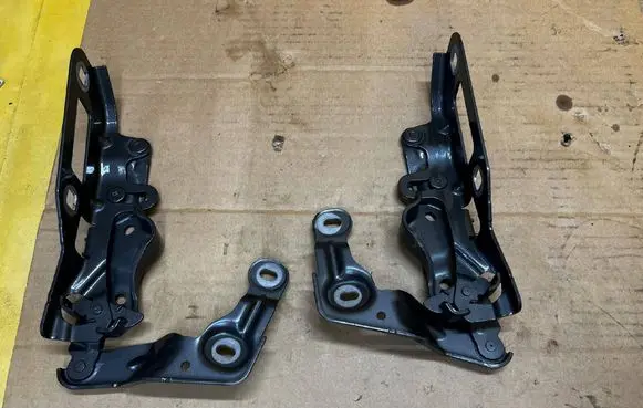 Porsche Panamera (970) Engine bonnet/hood hinges 97051115102 97051115202