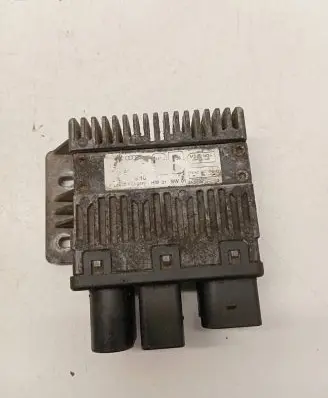 Coolant fan relay