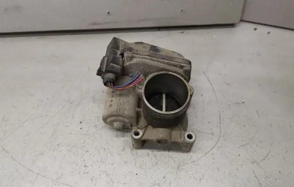 Volkswagen Polo IV 9N3 Throttle valve 03C133062B