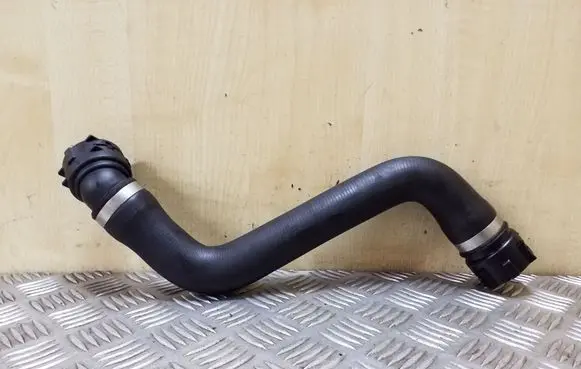 BMW 5 F10 F11 Engine coolant pipe/hose