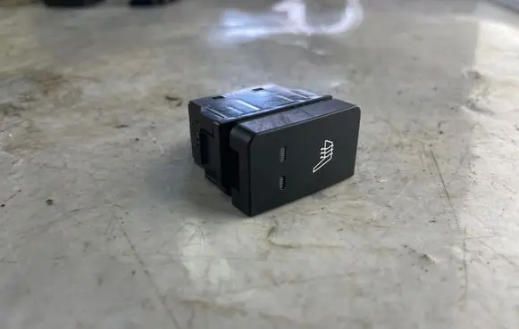 Hyundai Santa Fe Seat heating switch