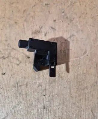 Audi A3 S3 8P Other switches/knobs/shifts 1J0947561