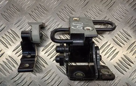 Audi A6 S6 C6 4F Rear door hinge set 8E0833412E