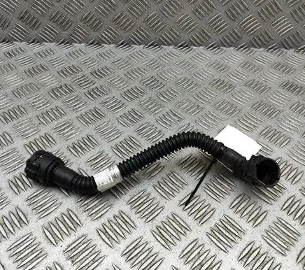 Land Rover Range Rover Sport L461 Engine coolant pipe/hose N9X28D284AC