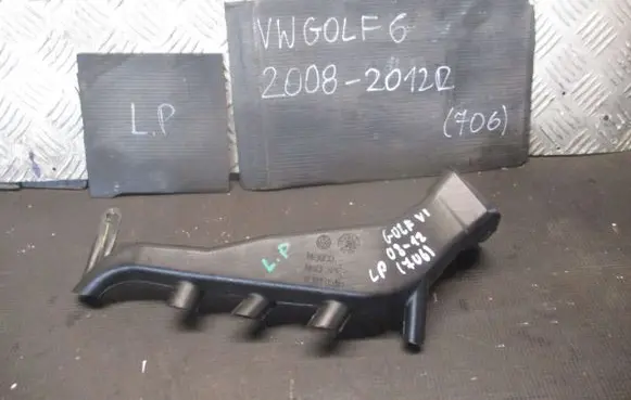 Volkswagen Jetta V Cabin air duct channel 1K1819151B