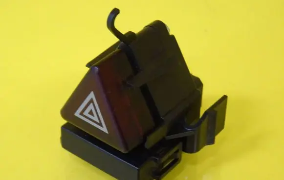 Mercedes-Benz A W169 Hazard light switch 1698207410