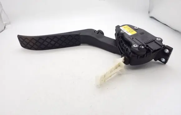 Audi Q7 4L Accelerator throttle pedal 7L0723507B 6PV723507B