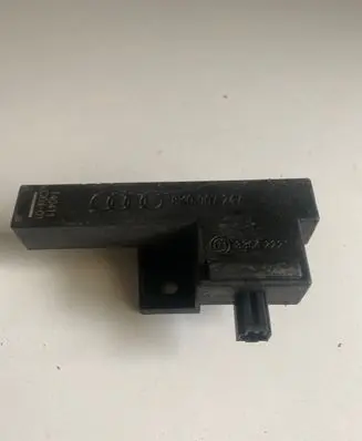 Audi A6 S6 C7 4G Keyless (KESSY) go control unit/module 8K0907247 33042221