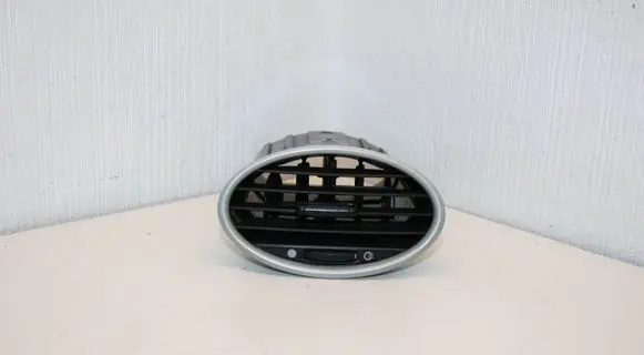Ford Focus Dashboard side air vent grill/cover trim 4M51A014L21AD 4M51A014L21BC 6N41A014L21CA39PA