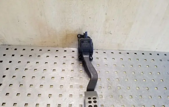 Peugeot 307 Accelerator throttle pedal F00C3E2060 0280755081 9680566080