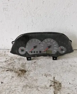 Ford Focus Speedometer (instrument cluster)