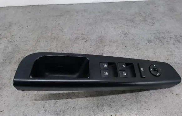 KIA Ceed Quarter vent window switch 369490