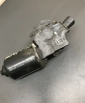 Mitsubishi Outlander Wiper motor