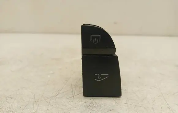 Audi A6 S6 C6 4F Glove box opening button 4F1927227B