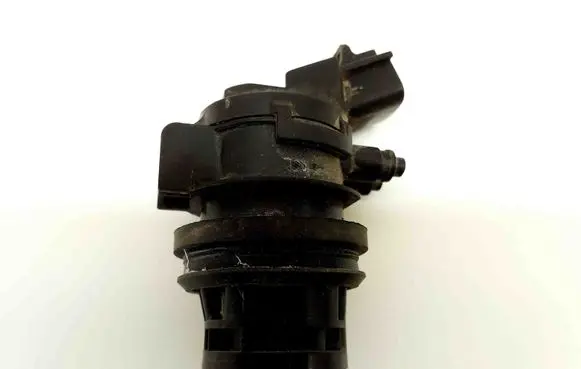 Toyota RAV 4 (XA50) Headlight washer pump 0602105810 8533042010