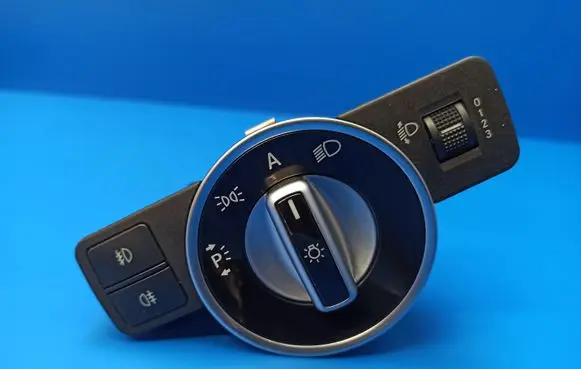 Mercedes-Benz E C207 W207 Light switch