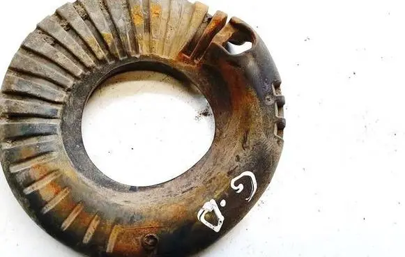 Volvo V40 Front coil spring rubber mount AV615599CE