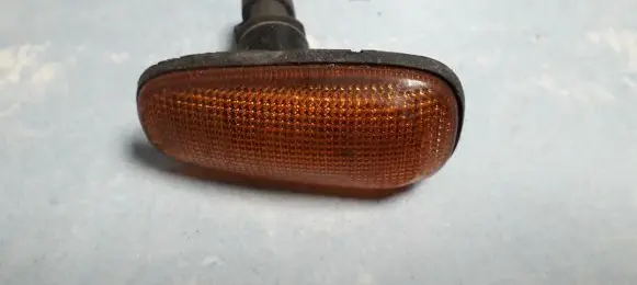 Opel Astra G Front fender indicator light 90560403 09133062