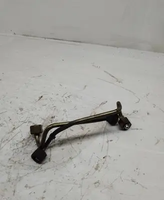 Ford Mondeo Mk III Fuel injector supply line/pipe 
