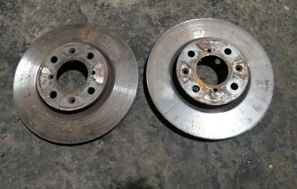 Opel Agila B Front brake disc