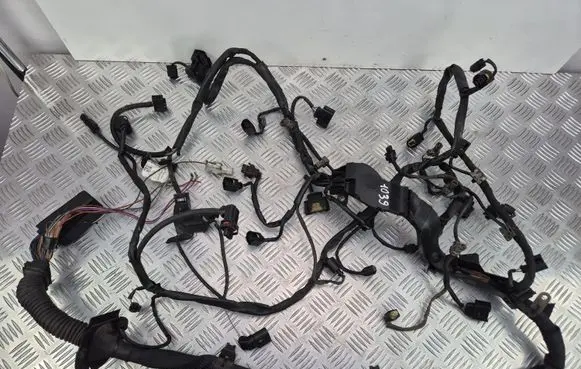 Mercedes-Benz E W211 Engine installation wiring loom A6421506333