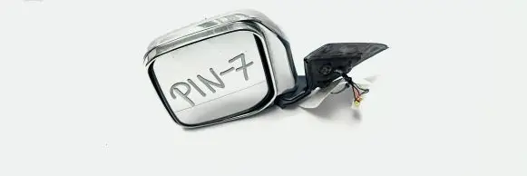 Mitsubishi Montero Front door electric wing mirror