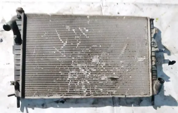 Coolant radiator