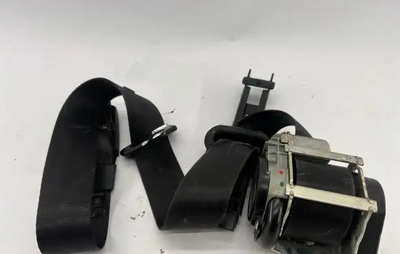 Skoda Superb B6 (3T) Front seatbelt 3T2857701 1000072 609846900