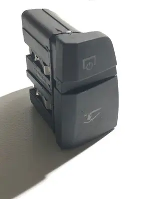 Audi Q7 4L Glove box opening button 4L1927227 28020716