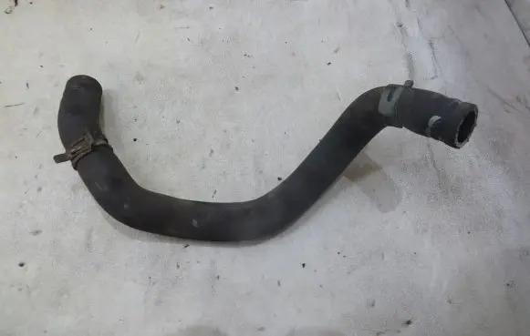 Renault Megane IV Engine coolant pipe/hose 924003992R