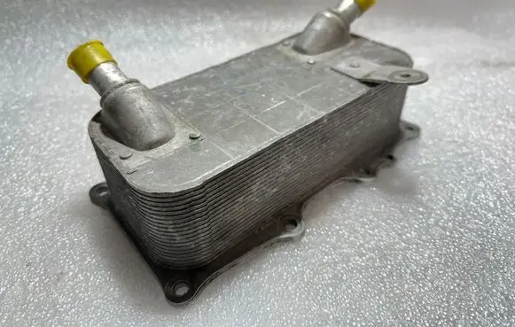 Audi A8 S8 D3 4E Gearbox / Transmission oil cooler 