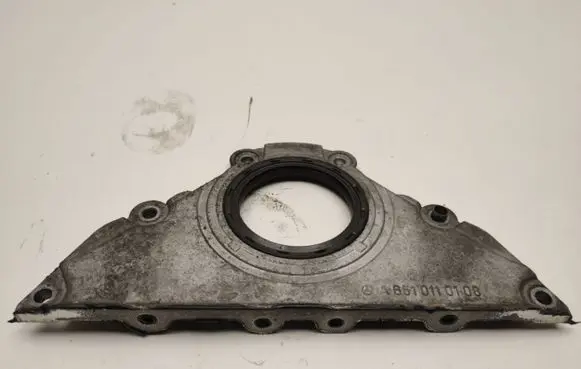 Mercedes-Benz C W205 other engine part A6510110108