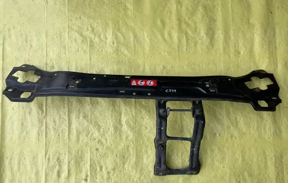 Mercedes-Benz C W203 Top upper radiator support slam panel A0005840426