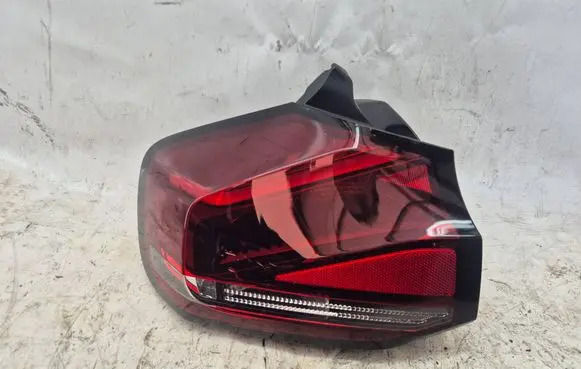 Citroen C4 III e-C4 Rear/tail lights 9831100280
